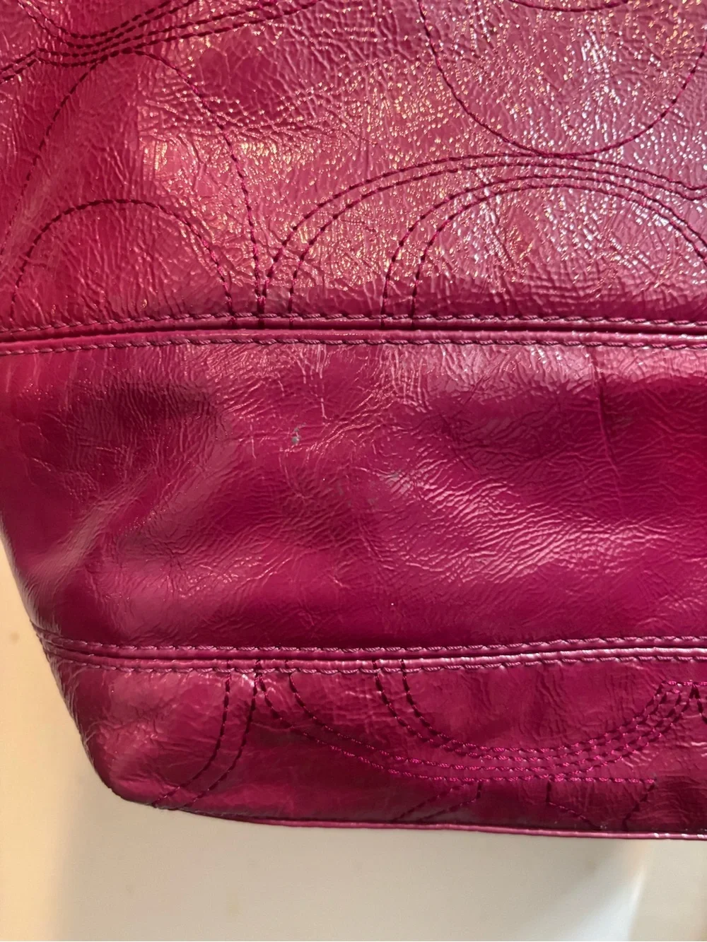 Coach F15142 Magenta Patent Leather Signature Tote